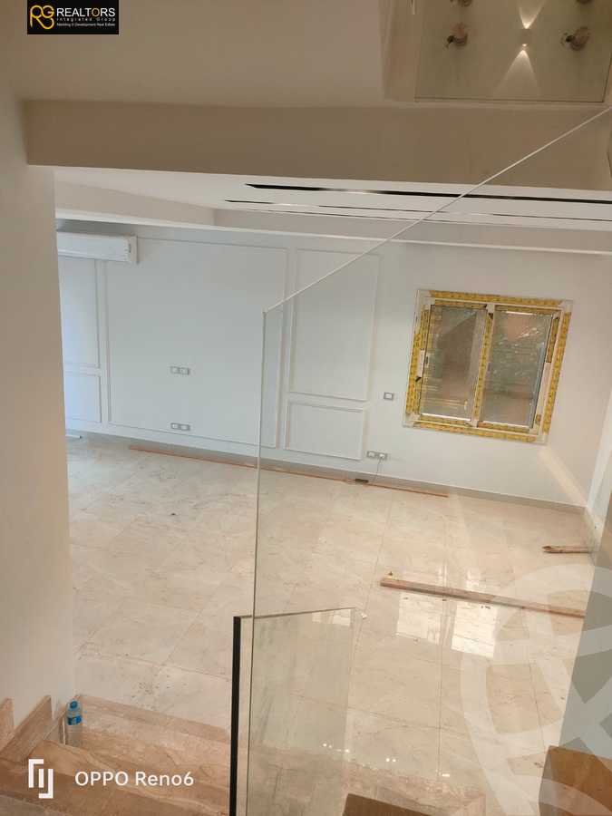 https://aqarmap.com.eg/en/listing/4318428-for-rent-cairo-el-sheikh-zayed-city-compounds-in-sheikh-zayed-royal-meadows
