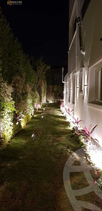 https://aqarmap.com.eg/en/listing/4318435-for-sale-cairo-el-sheikh-zayed-city-compounds-in-sheikh-zayed-zayed-dunes