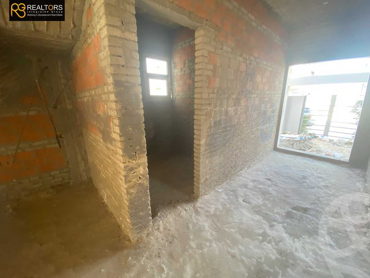 https://aqarmap.com.eg/en/listing/4318453-for-sale-cairo-el-sheikh-zayed-city-compounds-in-sheikh-zayed-el-patio-zahraa
