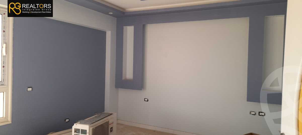 https://aqarmap.com.eg/en/listing/4319586-for-sale-cairo-el-sheikh-zayed-city-lshykh-zyd-ljdyd-kmbwnd-jryn-syty