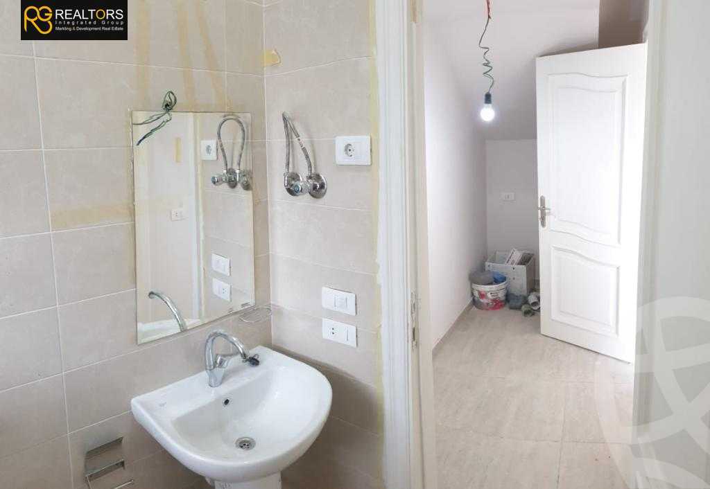 https://aqarmap.com.eg/ar/listing/4319773-for-sale-cairo-6th-of-october-compound-woodville