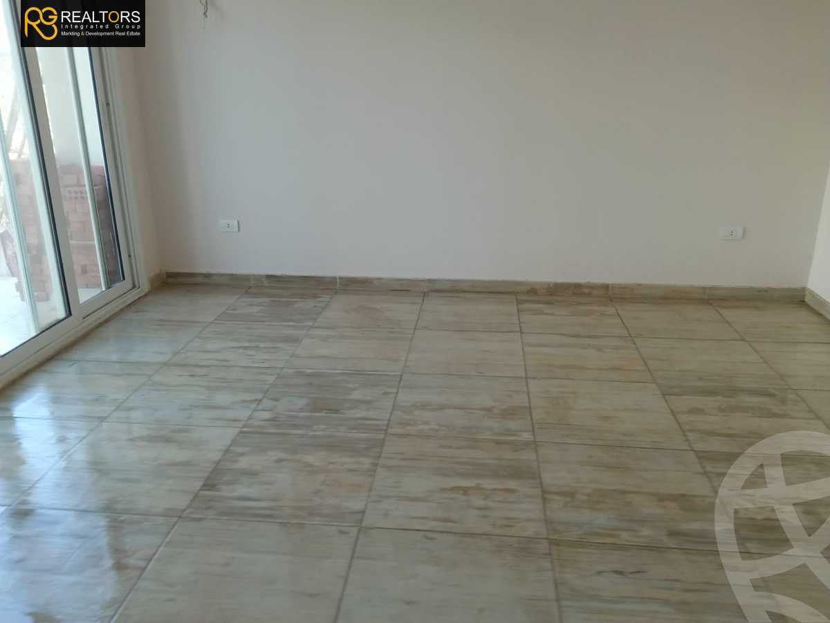 https://aqarmap.com.eg/ar/listing/4319773-for-sale-cairo-6th-of-october-compound-woodville