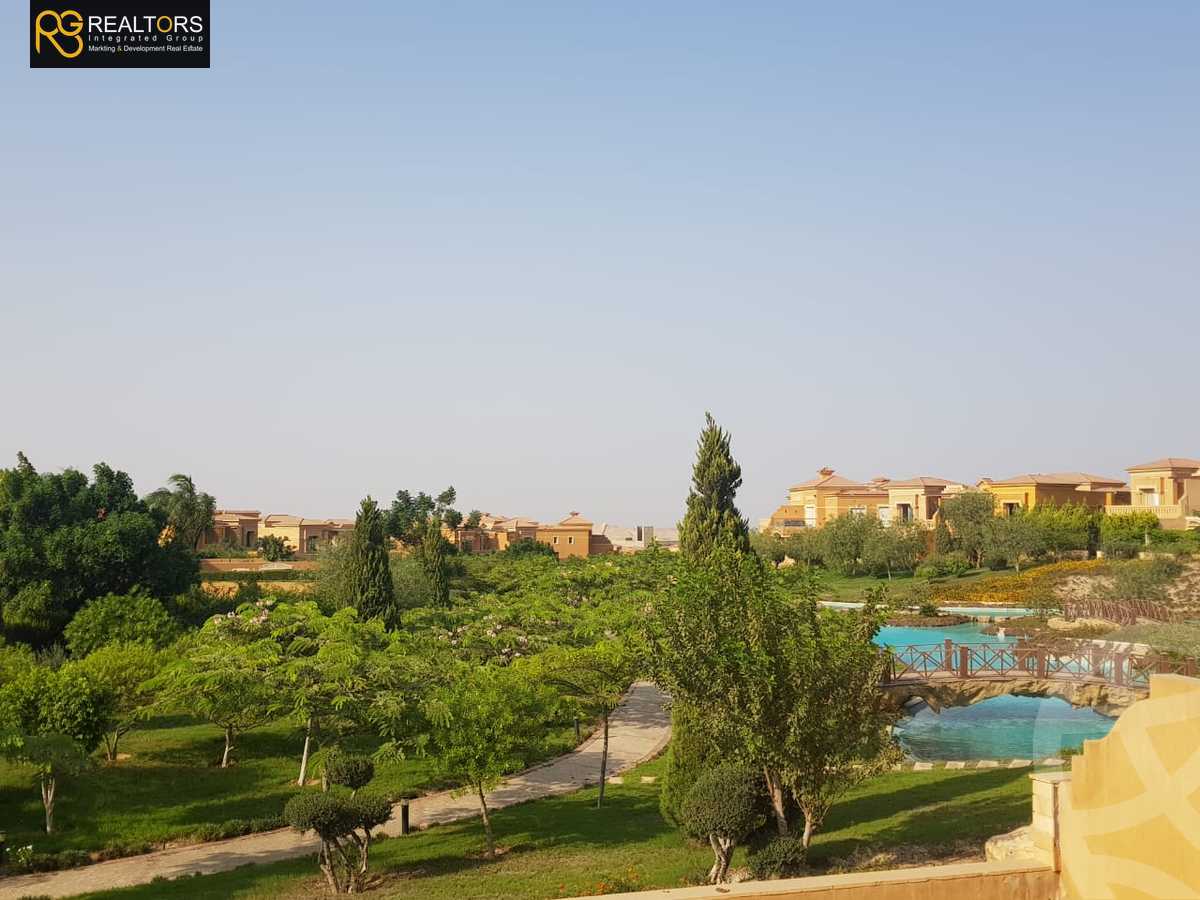 https://aqarmap.com.eg/en/listing/4320064-for-sale-cairo-el-sheikh-zayed-city-compounds-in-sheikh-zayed-royal-meadows