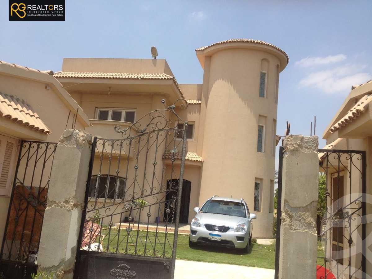 https://aqarmap.com.eg/en/listing/4320091-for-sale-cairo-el-sheikh-zayed-city-compounds-greens