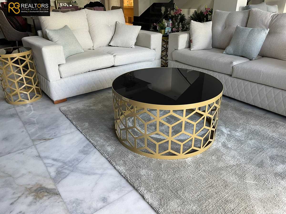 https://aqarmap.com.eg/en/listing/4320130-for-rent-cairo-el-sheikh-zayed-city-compounds-in-sheikh-zayed-the-courtyard