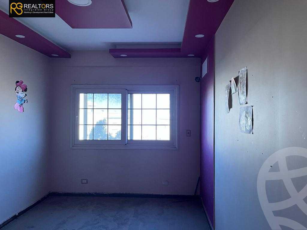 https://aqarmap.com.eg/ar/listing/4320596-for-sale-cairo-6th-of-october-hadaeq-october-kmbwnd-fy-hdyq-ktwbr-rihana