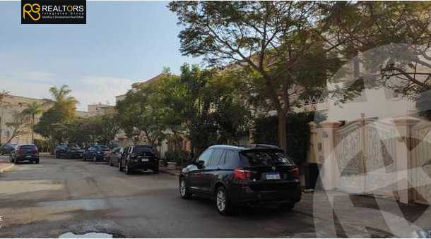 https://aqarmap.com.eg/en/listing/4326115-for-sale-cairo-el-sheikh-zayed-city-compounds-greens