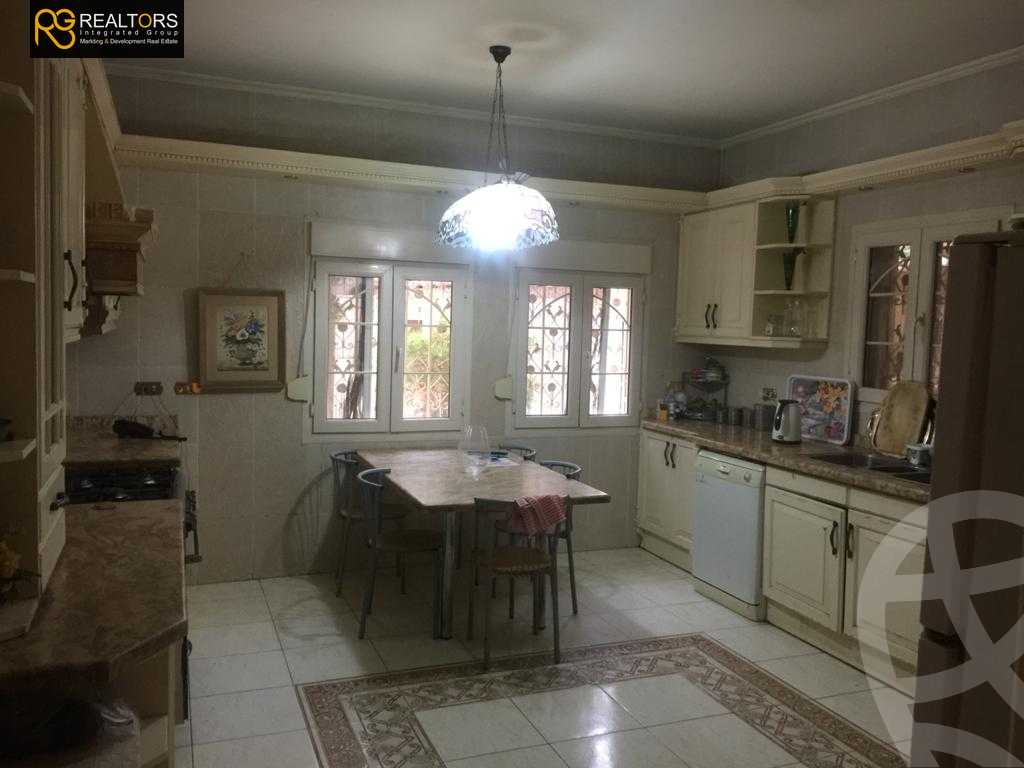 https://aqarmap.com.eg/ar/listing/4326354-for-sale-cairo-el-sheikh-zayed-city-compounds-in-sheikh-zayed-royal-city
