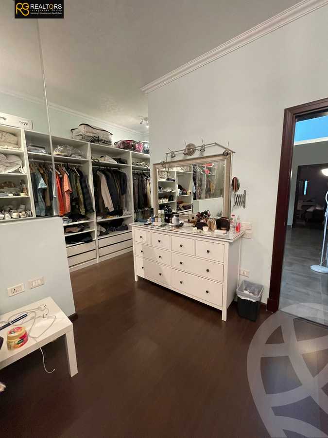 https://aqarmap.com.eg/en/listing/4326566-for-sale-cairo-6th-of-october-compounds-wyst-jyt-mwl