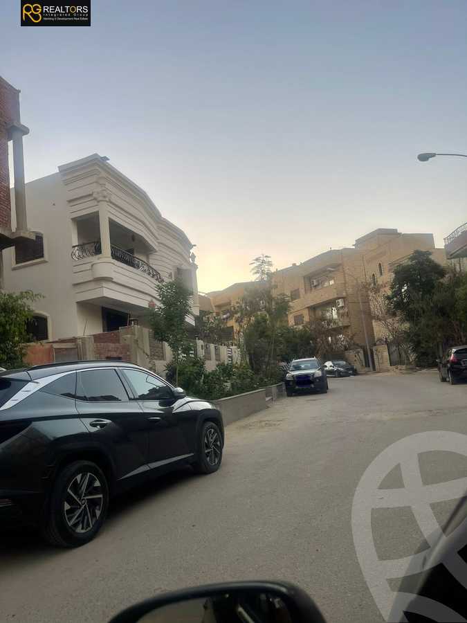 https://aqarmap.com.eg/en/listing/4335491-for-sale-cairo-6th-of-october-el-ahyaa-neighborhood-7th-abou-bakr-el-sedeek-st
