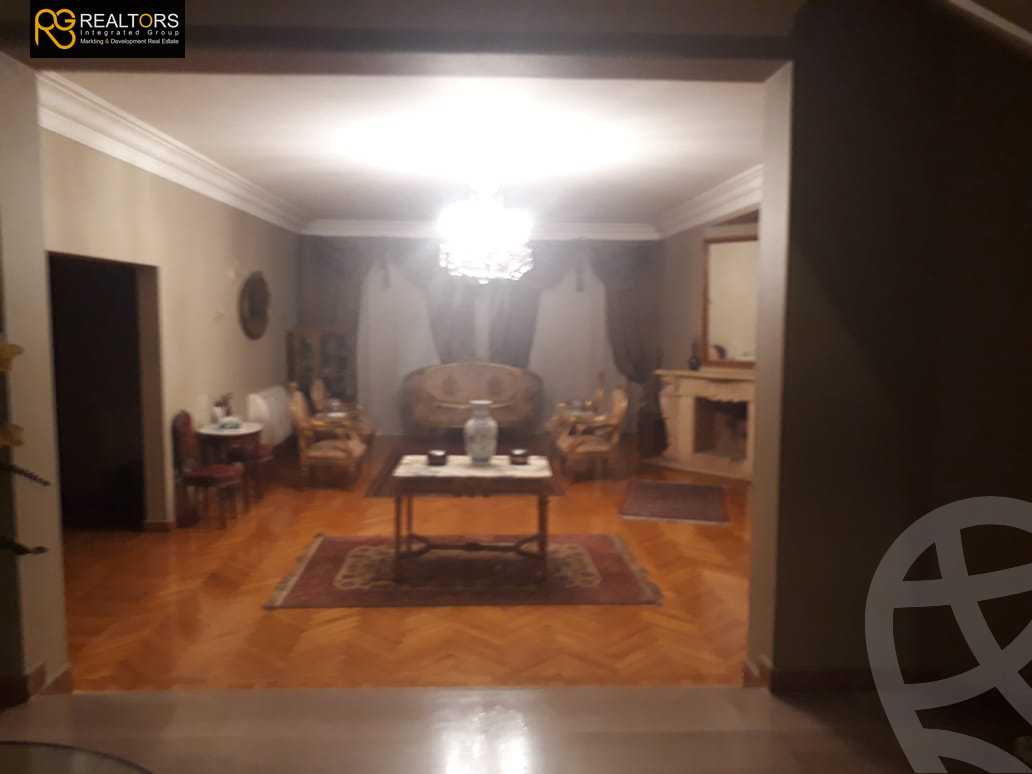 https://aqarmap.com.eg/en/listing/4335807-for-rent-cairo-6th-of-october-compound-royal-hills