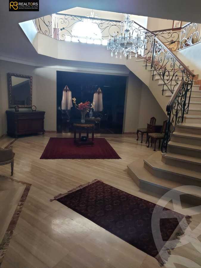 https://aqarmap.com.eg/en/listing/4337123-for-sale-cairo-6th-of-october-compound-royal-hills