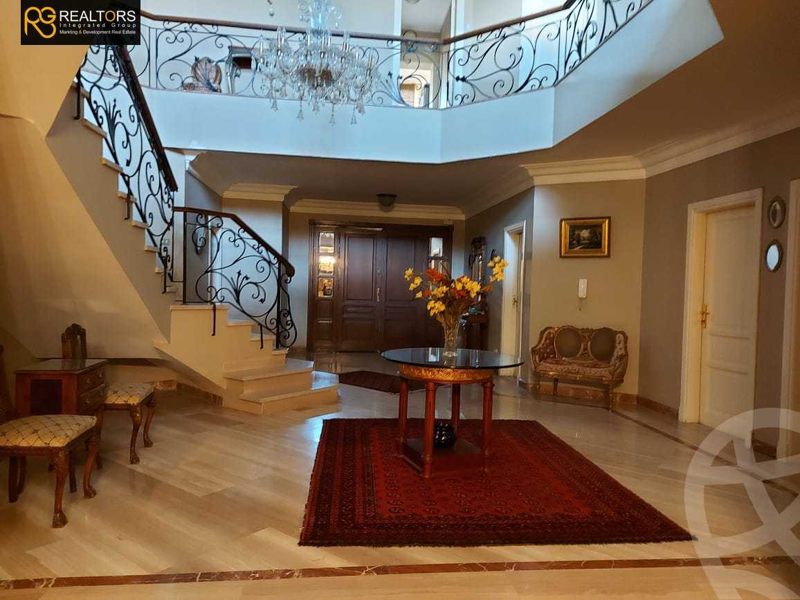 https://aqarmap.com.eg/en/listing/4337123-for-sale-cairo-6th-of-october-compound-royal-hills