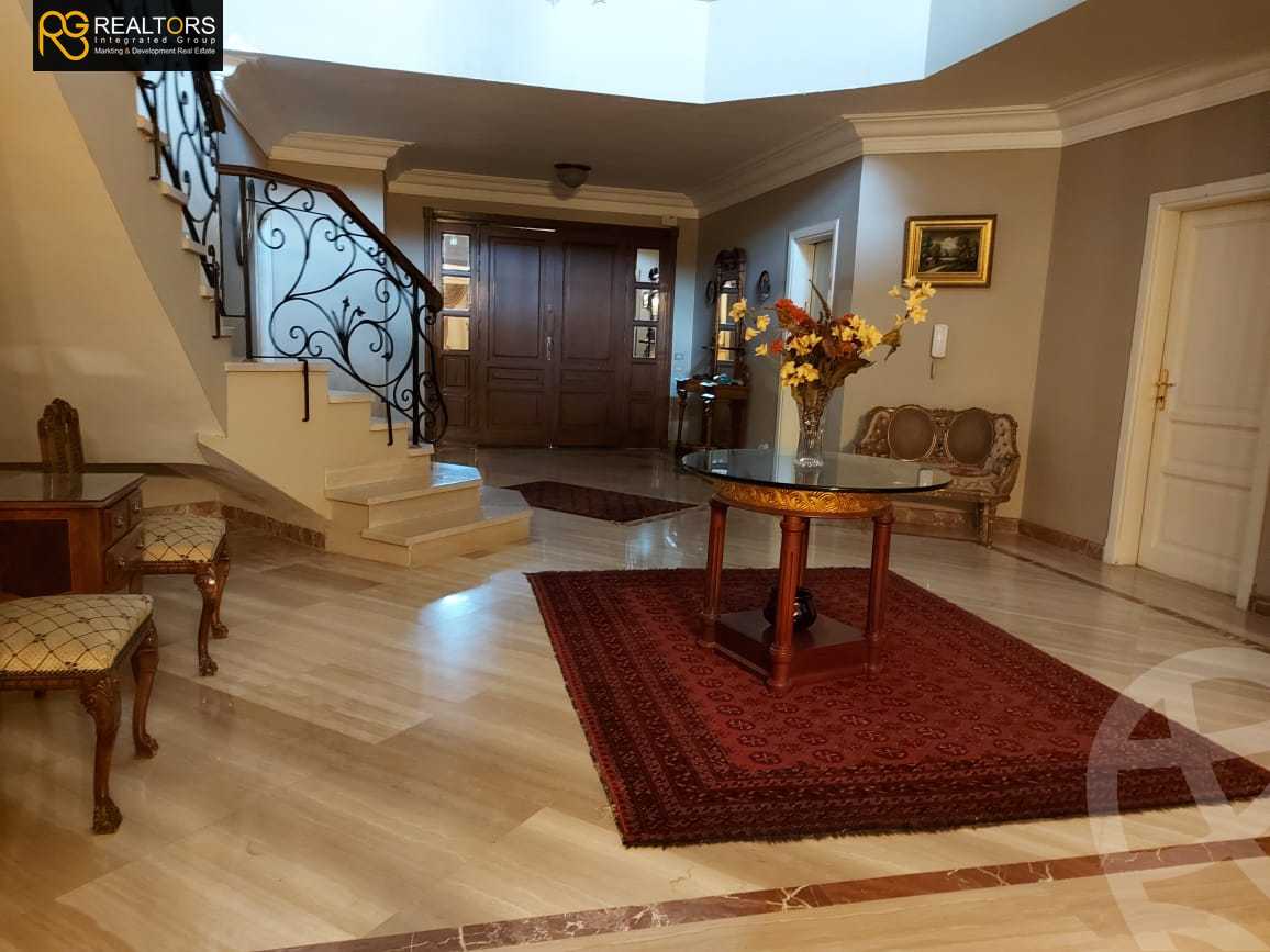 https://aqarmap.com.eg/en/listing/4337123-for-sale-cairo-6th-of-october-compound-royal-hills