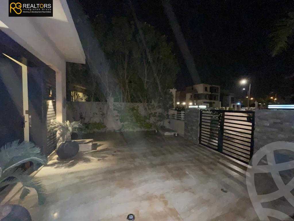 https://aqarmap.com.eg/en/listing/4337268-for-sale-cairo-el-sheikh-zayed-city-compounds-in-sheikh-zayed-el-karma-4