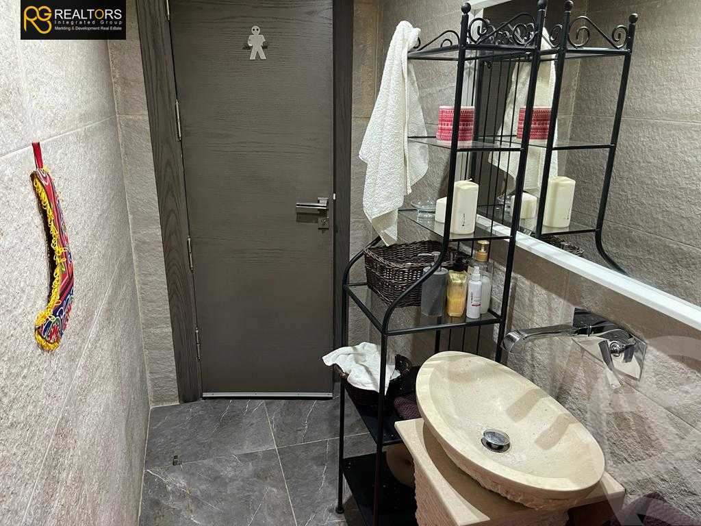 https://aqarmap.com.eg/en/listing/4337268-for-sale-cairo-el-sheikh-zayed-city-compounds-in-sheikh-zayed-el-karma-4