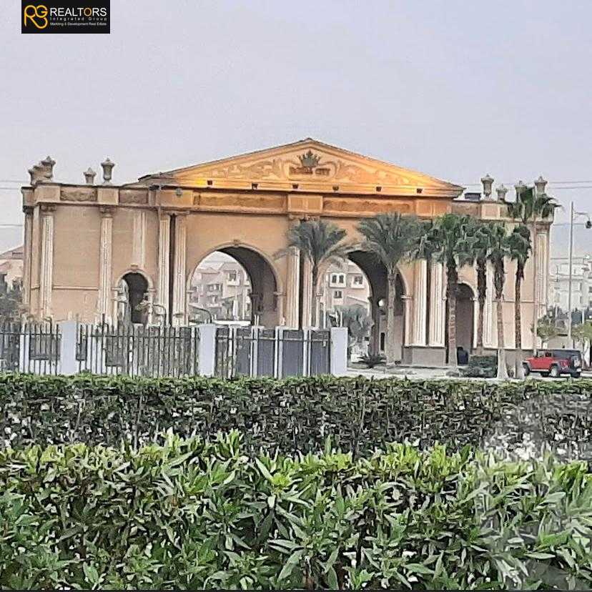 https://aqarmap.com.eg/ar/listing/4337450-for-sale-cairo-el-sheikh-zayed-city-compounds-in-sheikh-zayed-royal-city