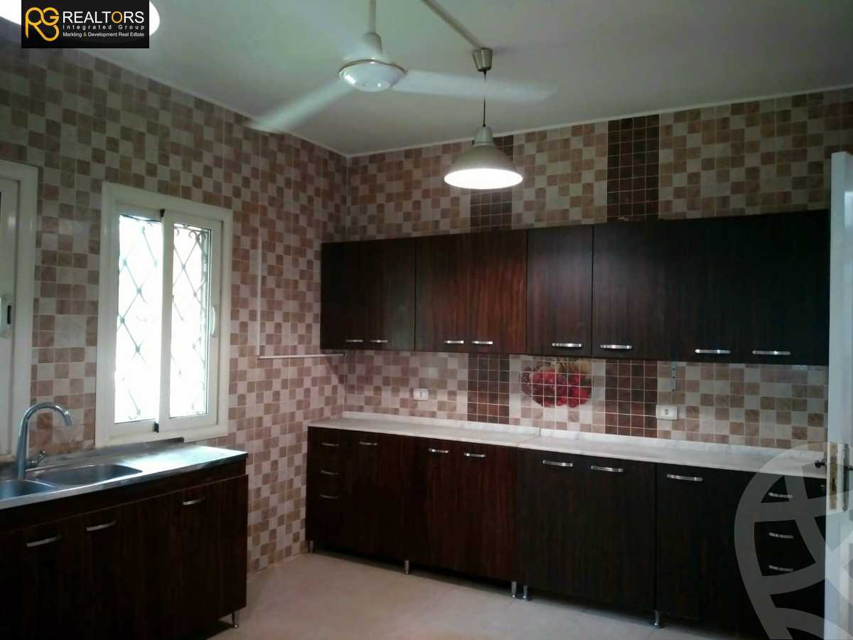 https://aqarmap.com.eg/ar/listing/4337521-for-sale-cairo-el-sheikh-zayed-city-compounds-in-sheikh-zayed-beverly-hills