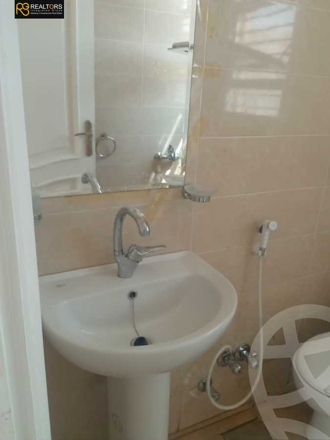 https://aqarmap.com.eg/ar/listing/4337726-for-sale-cairo-6th-of-october-compound-woodville