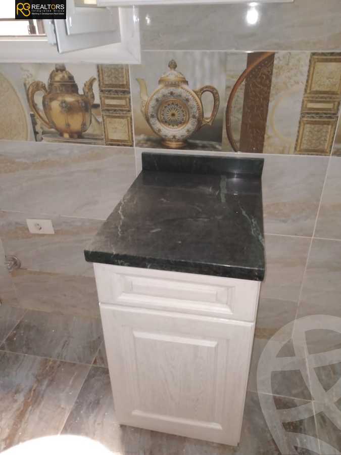 https://aqarmap.com.eg/ar/listing/4337726-for-sale-cairo-6th-of-october-compound-woodville