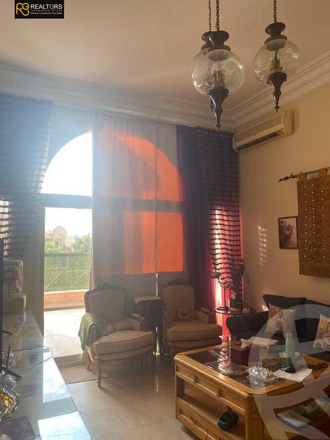 https://aqarmap.com.eg/en/listing/4335459-for-sale-cairo-6th-of-october-compound-royal-hills