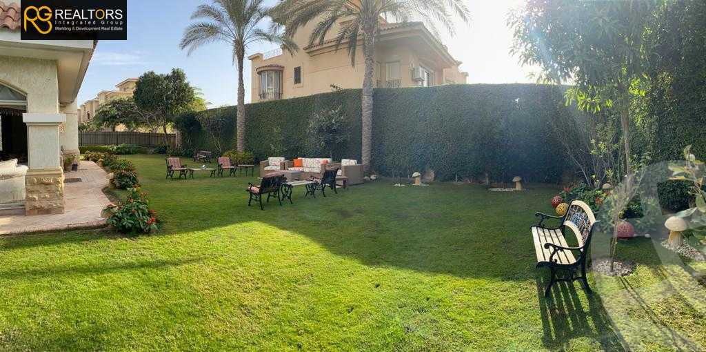 https://aqarmap.com.eg/en/listing/4335459-for-sale-cairo-6th-of-october-compound-royal-hills