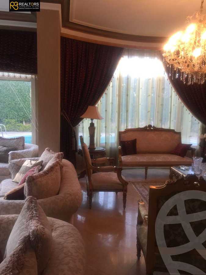 https://aqarmap.com.eg/en/listing/4335459-for-sale-cairo-6th-of-october-compound-royal-hills