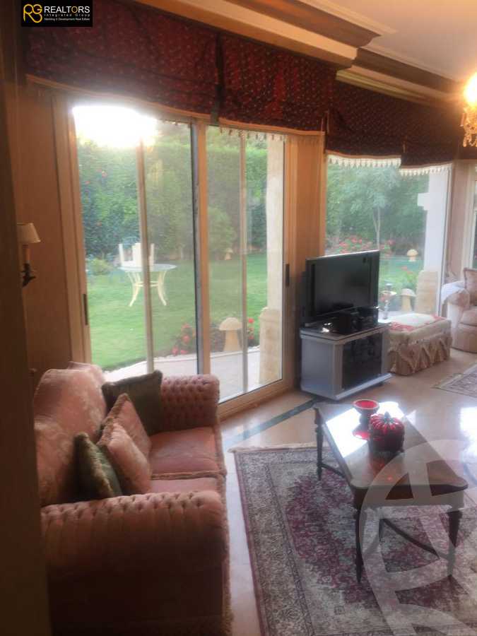 https://aqarmap.com.eg/en/listing/4335459-for-sale-cairo-6th-of-october-compound-royal-hills
