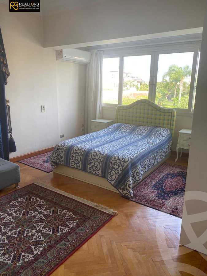 https://aqarmap.com.eg/en/listing/4335459-for-sale-cairo-6th-of-october-compound-royal-hills