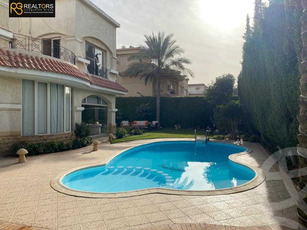 https://aqarmap.com.eg/en/listing/4335459-for-sale-cairo-6th-of-october-compound-royal-hills