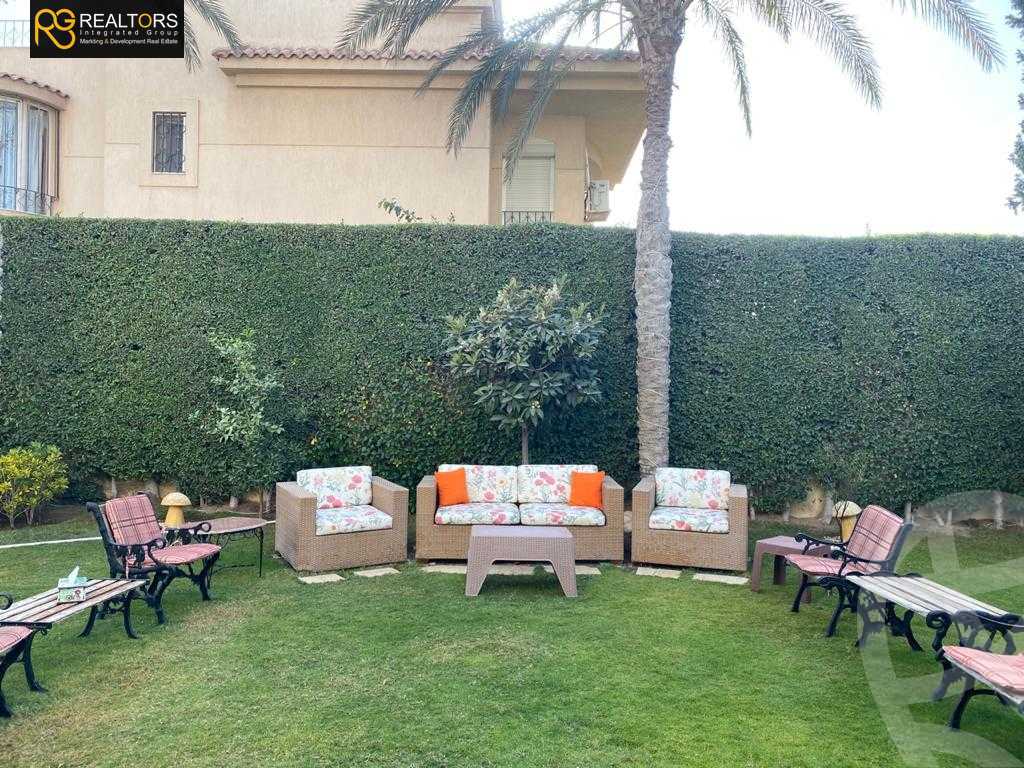https://aqarmap.com.eg/en/listing/4335459-for-sale-cairo-6th-of-october-compound-royal-hills