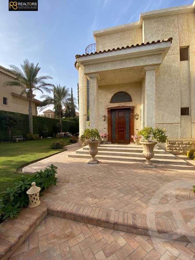 https://aqarmap.com.eg/en/listing/4335459-for-sale-cairo-6th-of-october-compound-royal-hills