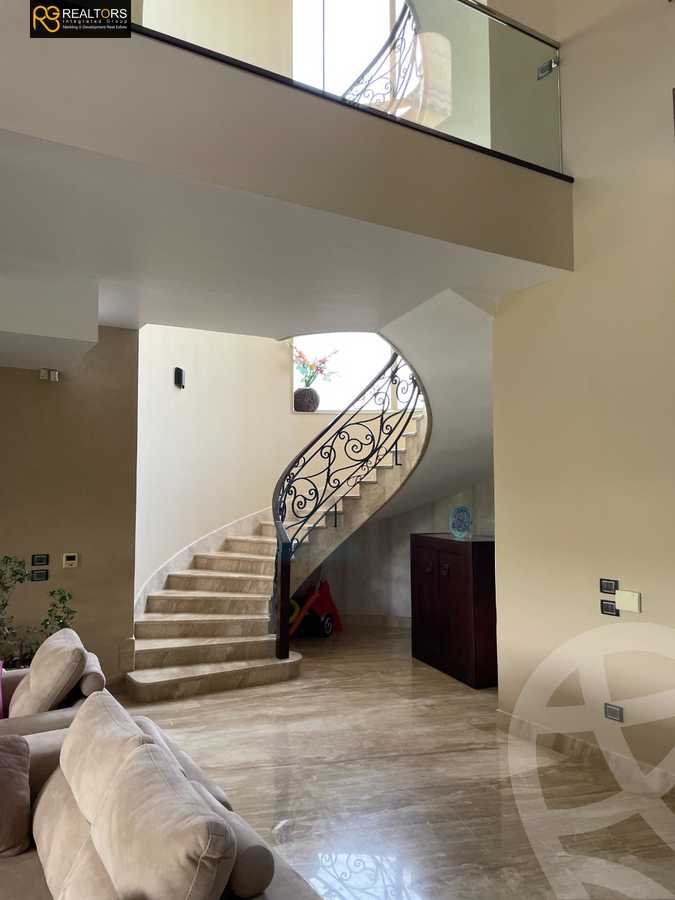 https://aqarmap.com.eg/ar/listing/4347231-for-sale-cairo-el-sheikh-zayed-city-lshykh-zyd-ljdyd-evergreen-compound-pyramids