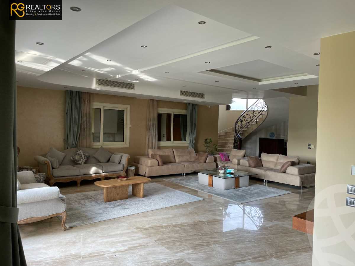 https://aqarmap.com.eg/ar/listing/4347231-for-sale-cairo-el-sheikh-zayed-city-lshykh-zyd-ljdyd-evergreen-compound-pyramids