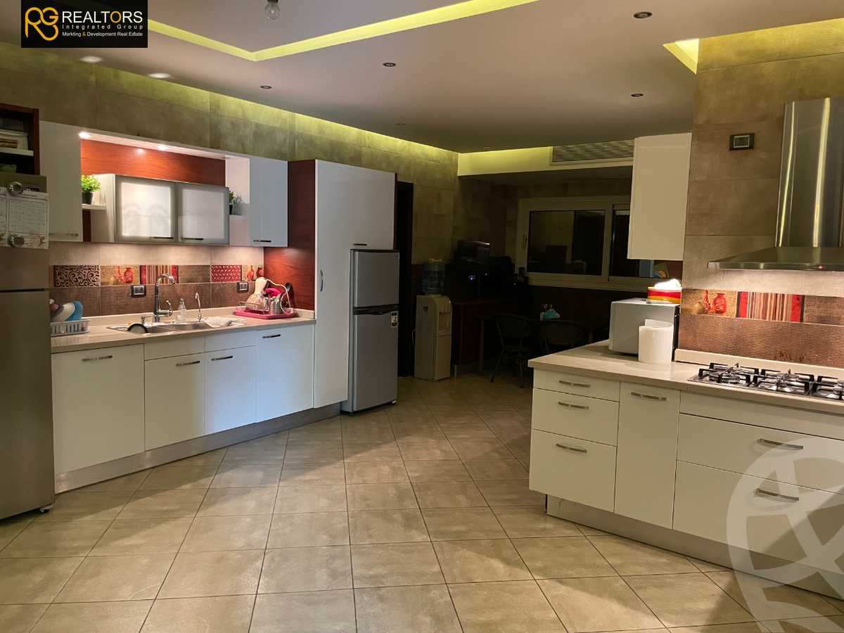 https://aqarmap.com.eg/ar/listing/4347231-for-sale-cairo-el-sheikh-zayed-city-lshykh-zyd-ljdyd-evergreen-compound-pyramids