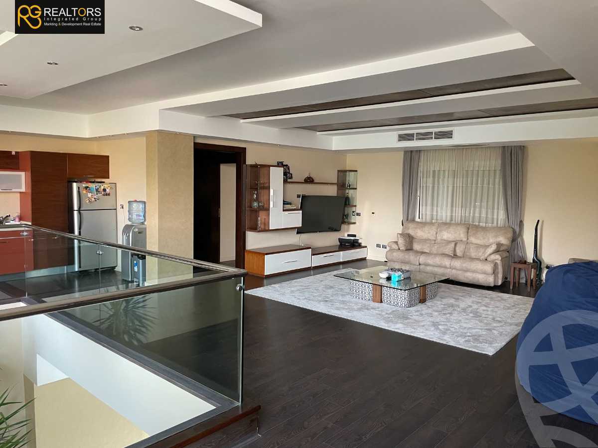 https://aqarmap.com.eg/ar/listing/4347231-for-sale-cairo-el-sheikh-zayed-city-lshykh-zyd-ljdyd-evergreen-compound-pyramids