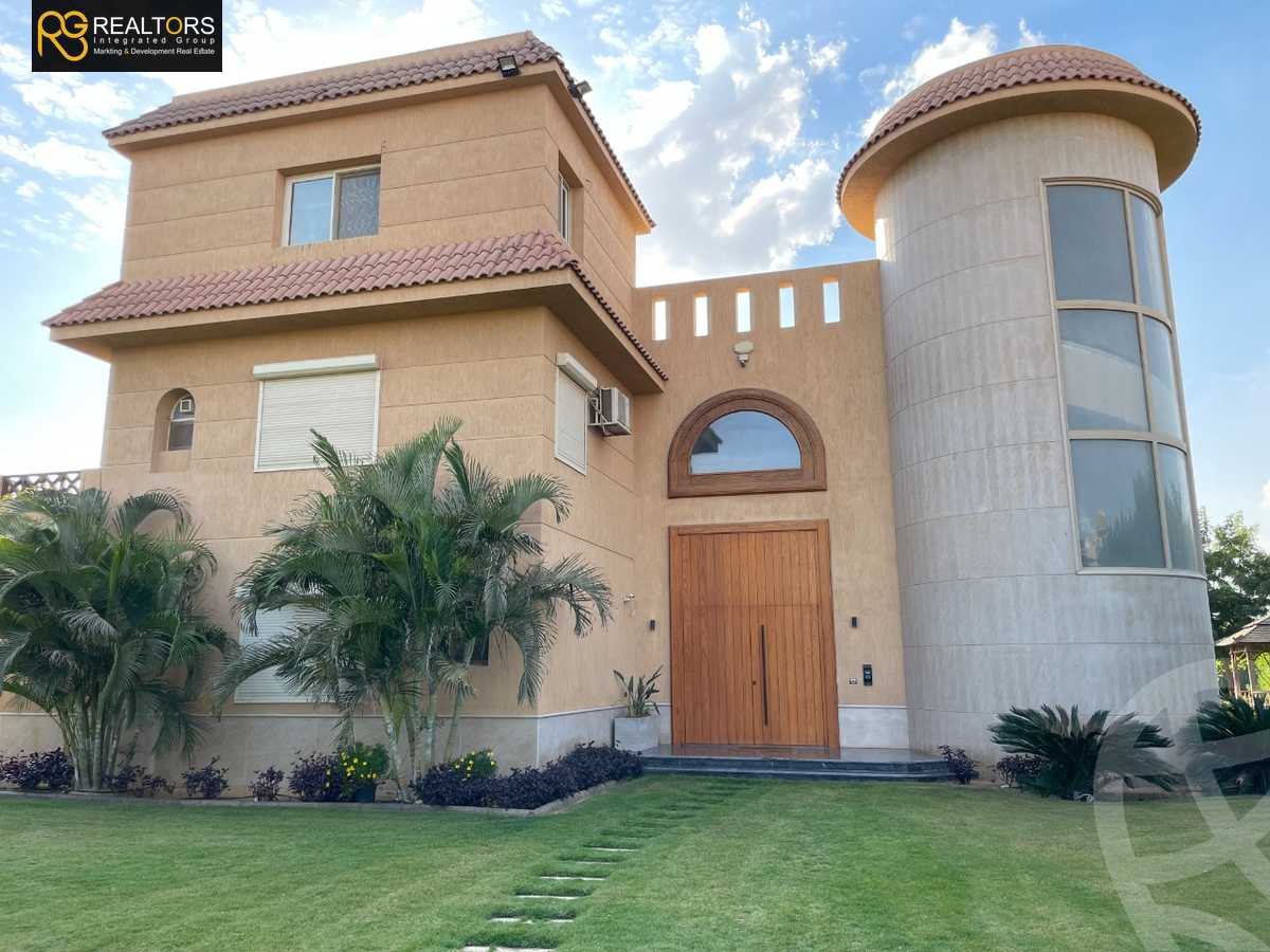 https://aqarmap.com.eg/ar/listing/4347231-for-sale-cairo-el-sheikh-zayed-city-lshykh-zyd-ljdyd-evergreen-compound-pyramids