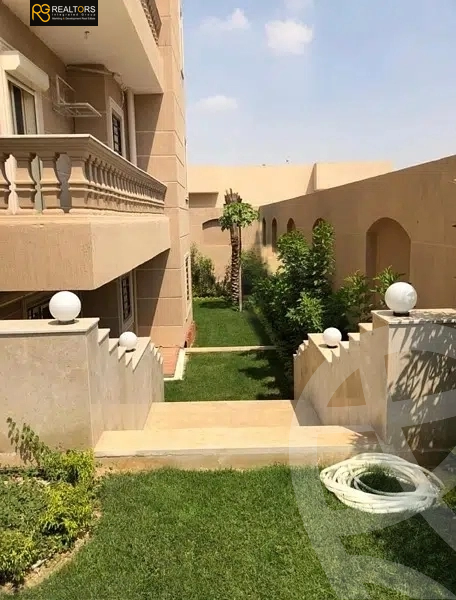 https://aqarmap.com.eg/en/listing/4351920-for-sale-cairo-6th-of-october-compounds-l-fyd-lbstn