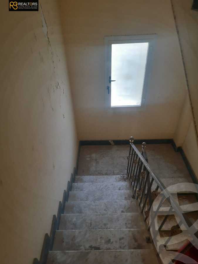 https://aqarmap.com.eg/en/listing/4352145-for-sale-cairo-6th-of-october-compound-mena-garden-city