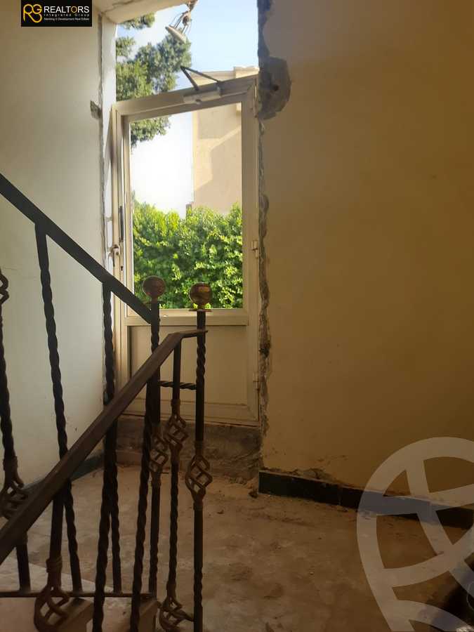 https://aqarmap.com.eg/en/listing/4352145-for-sale-cairo-6th-of-october-compound-mena-garden-city