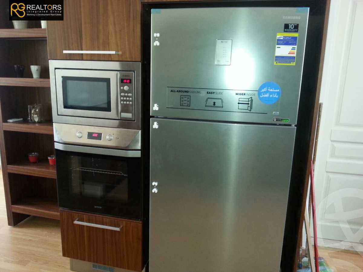 https://aqarmap.com.eg/en/listing/4352409-for-sale-cairo-el-sheikh-zayed-city-compounds-kmbwnd-ljry-swdyk