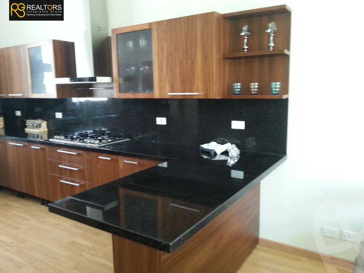 https://aqarmap.com.eg/en/listing/4352409-for-sale-cairo-el-sheikh-zayed-city-compounds-kmbwnd-ljry-swdyk