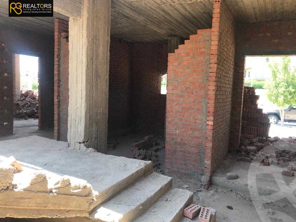 https://aqarmap.com.eg/ar/listing/4353624-for-sale-cairo-el-sheikh-zayed-city-compounds-in-sheikh-zayed-beverly-hills