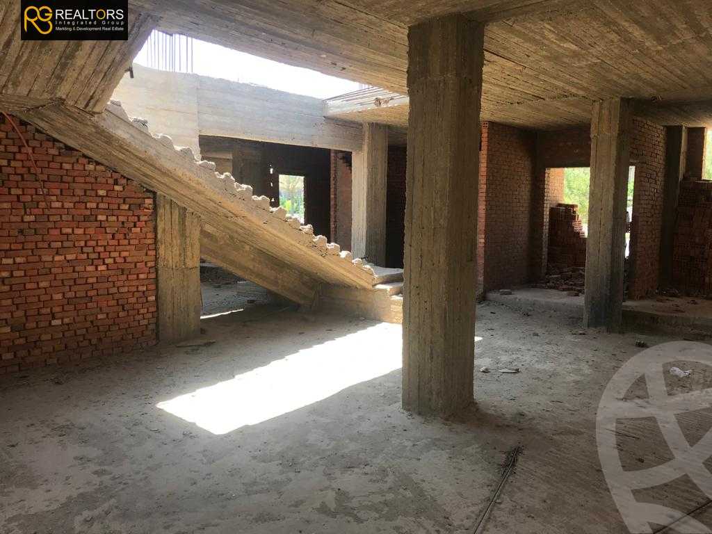https://aqarmap.com.eg/ar/listing/4353624-for-sale-cairo-el-sheikh-zayed-city-compounds-in-sheikh-zayed-beverly-hills