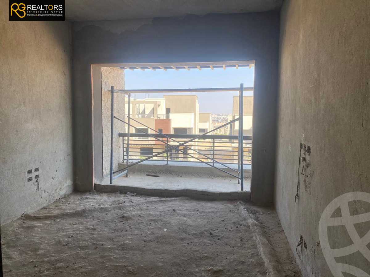 https://aqarmap.com.eg/en/listing/4353663-for-sale-goldcliff-new-giza
