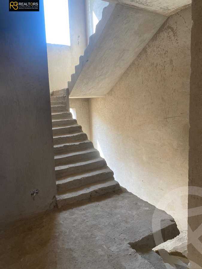 https://aqarmap.com.eg/en/listing/4353663-for-sale-goldcliff-new-giza