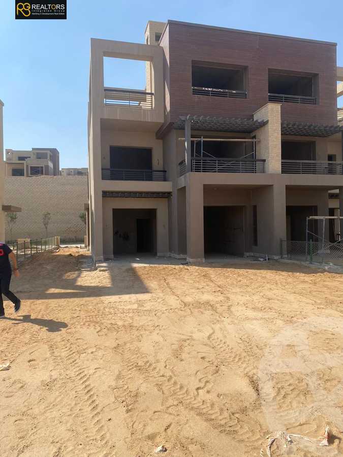https://aqarmap.com.eg/en/listing/4353663-for-sale-goldcliff-new-giza