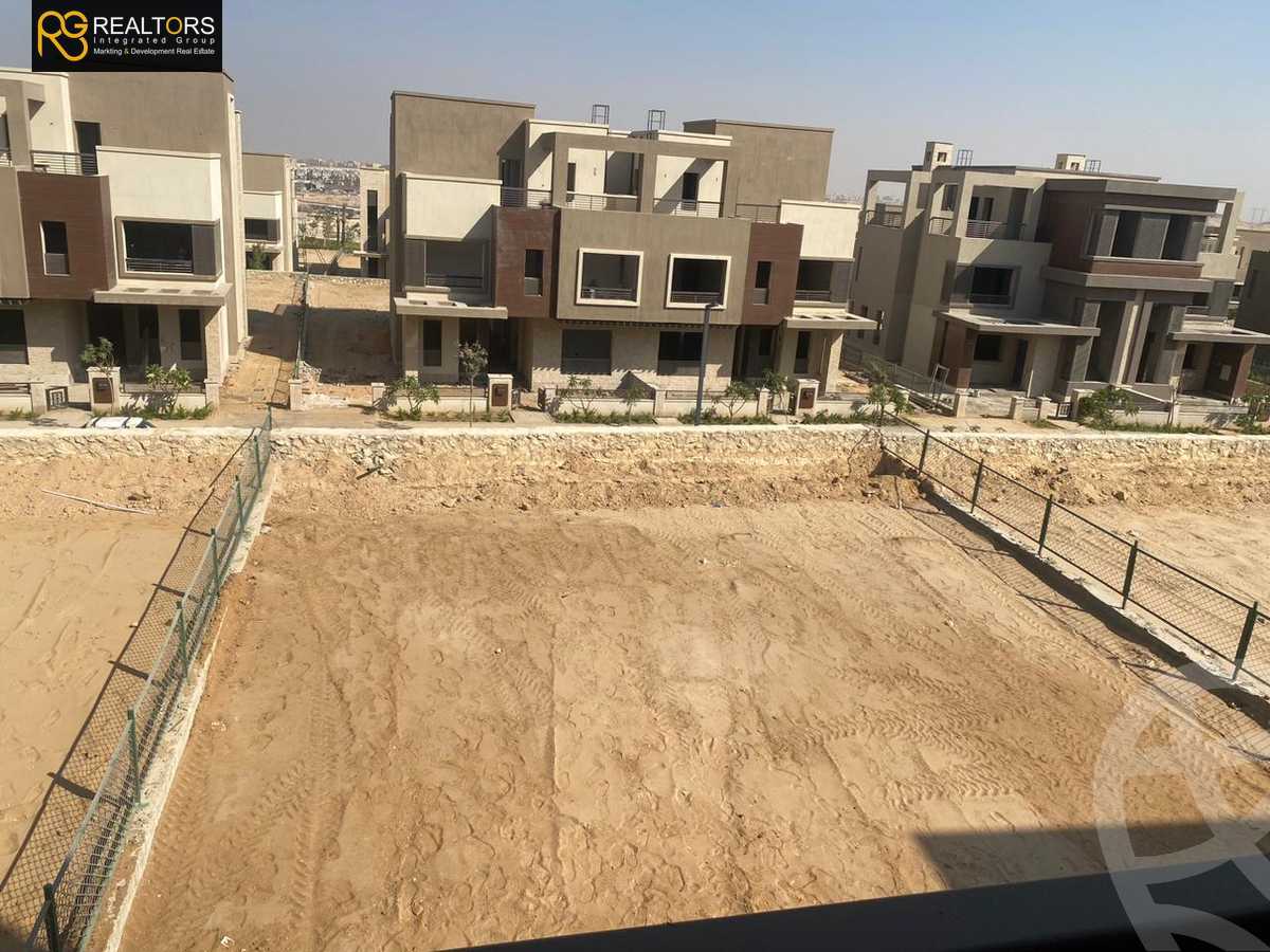 https://aqarmap.com.eg/en/listing/4353663-for-sale-goldcliff-new-giza