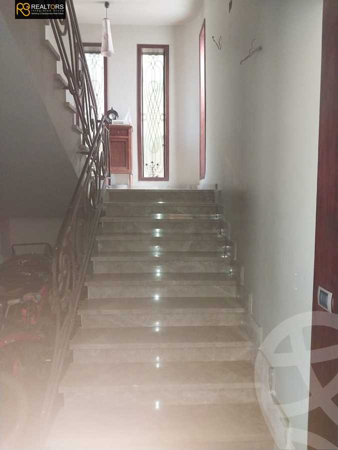 https://aqarmap.com.eg/ar/listing/4354131-for-sale-cairo-6th-of-october-compound-mashareq