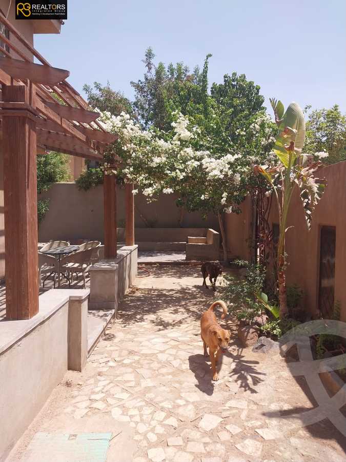 https://aqarmap.com.eg/ar/listing/4354131-for-sale-cairo-6th-of-october-compound-mashareq